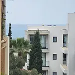 Newly Renovated Venus 500 M Gated Reginagardens1 *