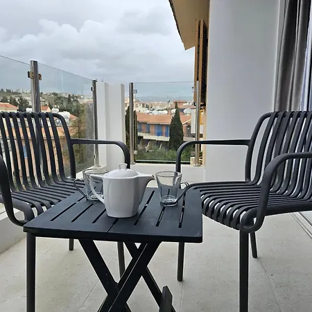 Apartment Newly Renovated Venus 500 M Gated Reginagardens1 *