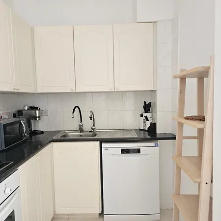 Apartment Newly Renovated Venus 500 M Gated Reginagardens1 Paphos
