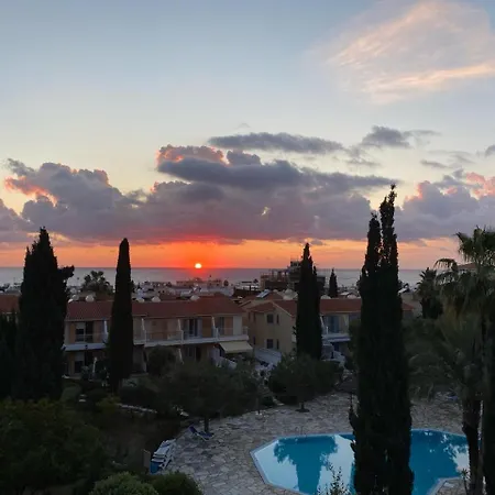 Newly Renovated Venus 500 M Gated Reginagardens1 Paphos