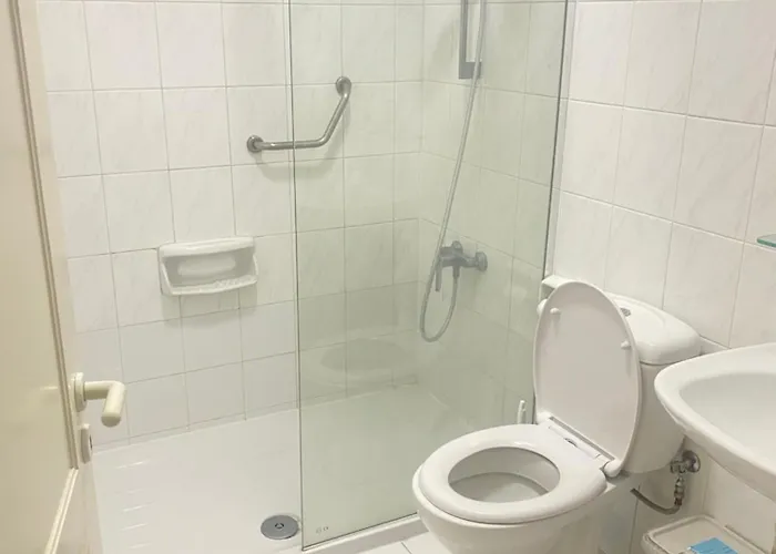 Apartment Bestbeachnewlyrenovatespoolsgatedreginagardens1 Paphos