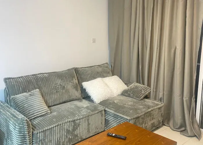 Bestbeachnewlyrenovatespoolsgatedreginagardens1 * Paphos