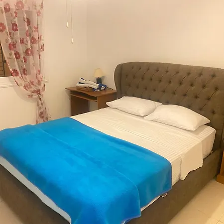 Bestbeachnewlyrenovatespoolsgatedreginagardens1 Apartmán Paphos