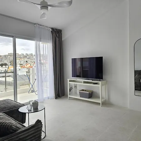 Newly Renovated Venus 500 M Gated Reginagardens1 * Paphos